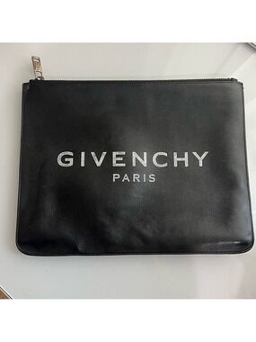 GIVENCHY BLACK LEATHER POUCH